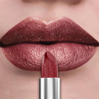 uxeMetal Lips – Brilho Intenso, Poder Absoluto
